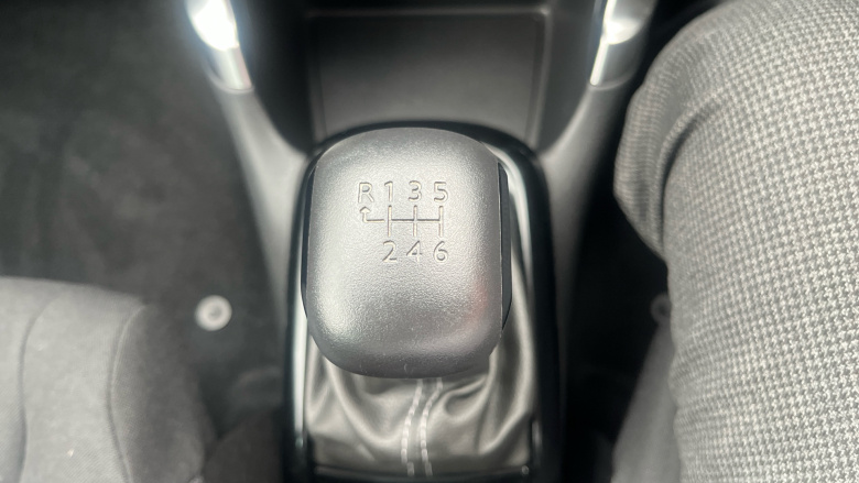 Citroen C3 Aircross 1.2 PureTech 110 Shine 5dr Petrol Hatchback